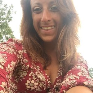 Meet your Posher, Stacey